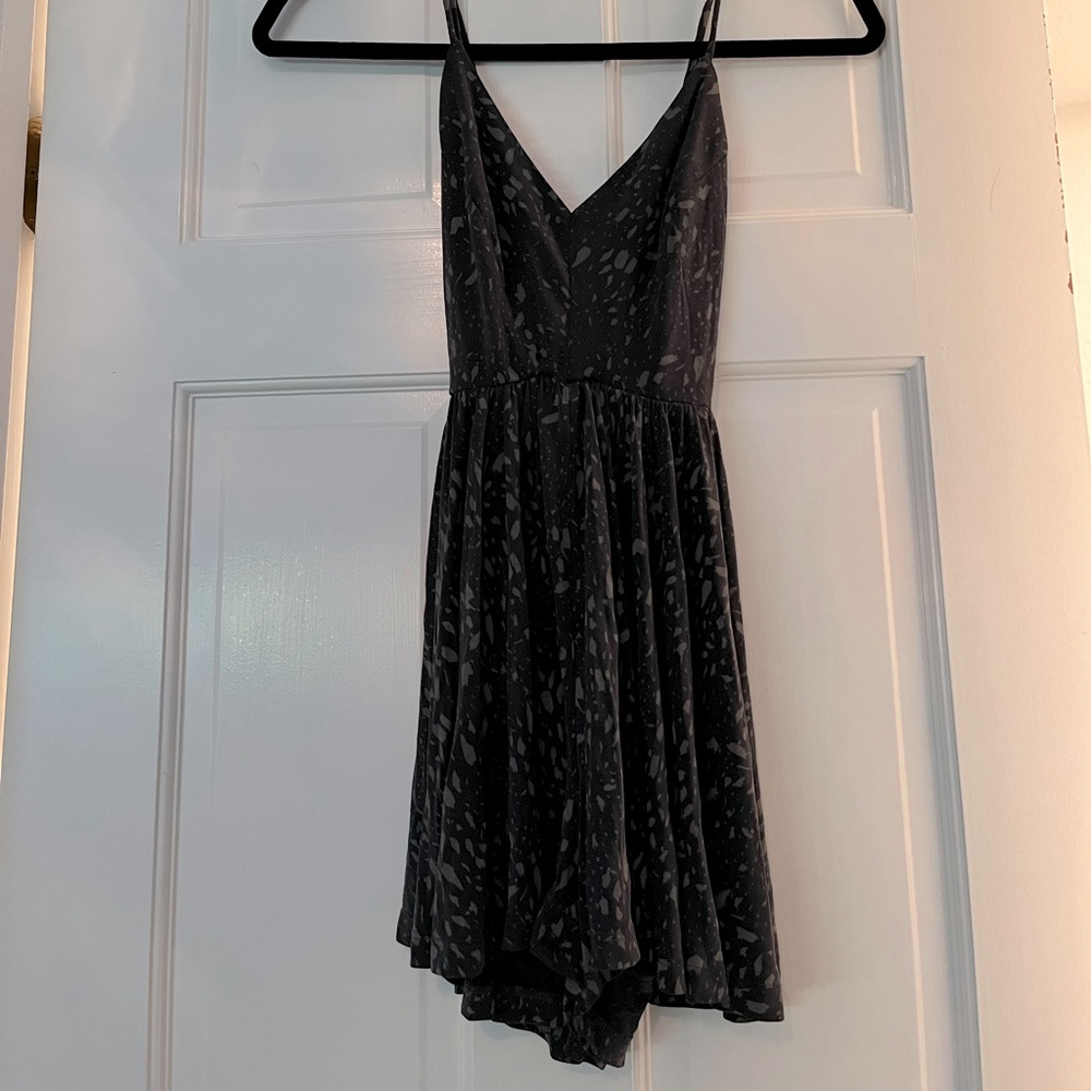 UO Romper better suited towards short girls since it’s a bit short in the back